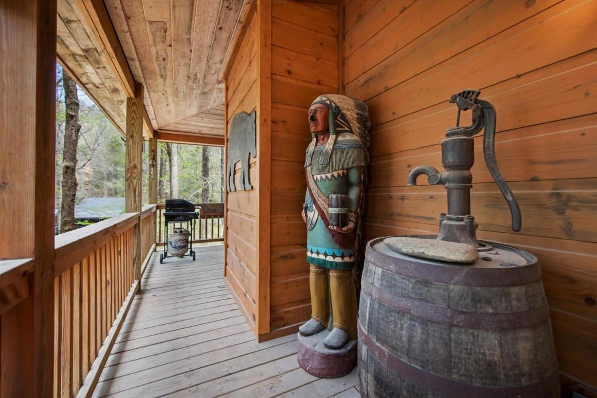 Villa Cozy Cabin Beside Briar Creek, Fire Pit, Wifi Ellijay Exterior foto
