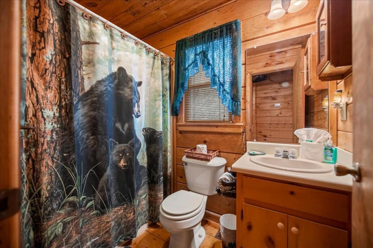 Villa Cozy Cabin Beside Briar Creek, Fire Pit, Wifi Ellijay Exterior foto